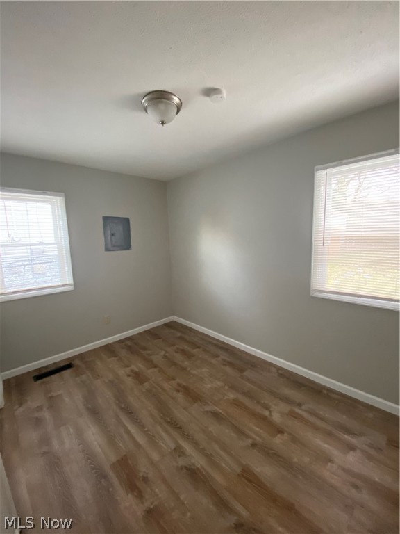 Brentwood Village 03/R Dvoraks - Residential Lease