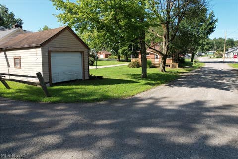 Tiny photo for 4900 Wiseland Avenue SE, Canton, OH 44707 (MLS # 5237438)