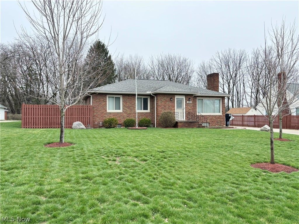 Photo of 1265 W Main Street, Kent, OH 44240 (MLS # 5198353)