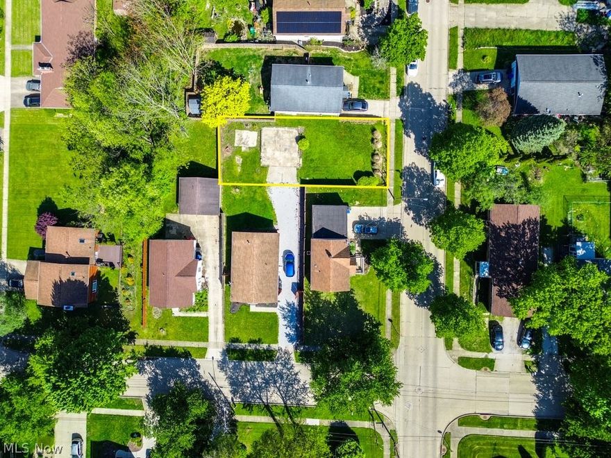 Opportunity awaits in this quite Akron neighborhood! Buildable vacant lot with 41 feet of road frontage on Juniata Rd. Lot measures 41' x 98' (4,018 sq ft / 0.09 acres). Zoned U-1 Single Family residential, the perfect canvas to build your new home. Located in the desirable 44305 zip code, this lot offers a great opportunity for a small single-family build in an established neighborhood. Buyer to verify all zoning, utilities, permits, and buildability with the City of Akron prior to closing.