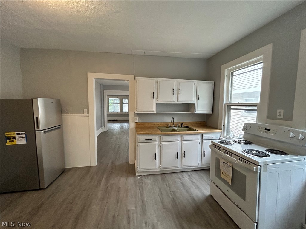 Curtiss Meyer & Holmdens Allo - Residential Lease