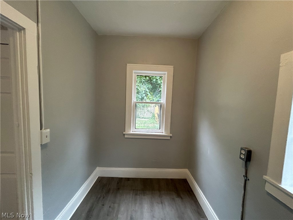 Curtiss Meyer & Holmdens Allo - Residential Lease