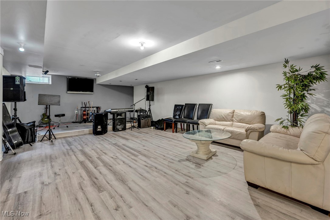 4116 Morley Drive, Aurora, Ohio image 25