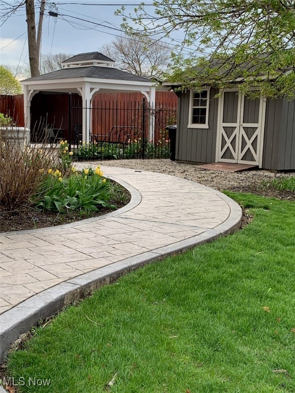 West Manor - Residential