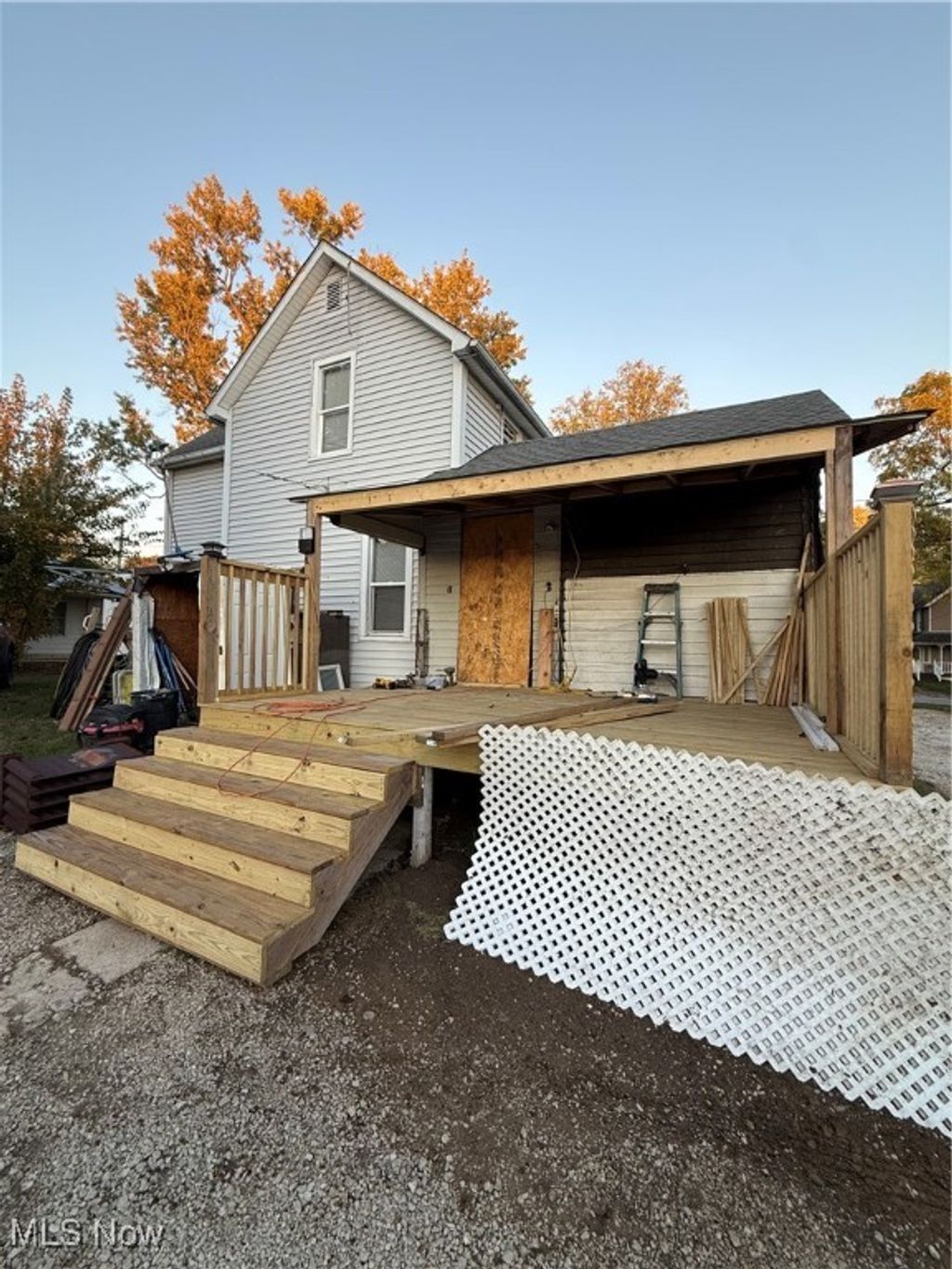 Photo of 272 S Lyman Street, Wadsworth, OH 44281 (MLS # 5167373)