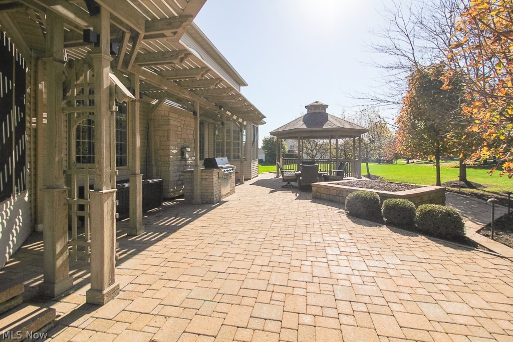 Fox Meadow - Residential