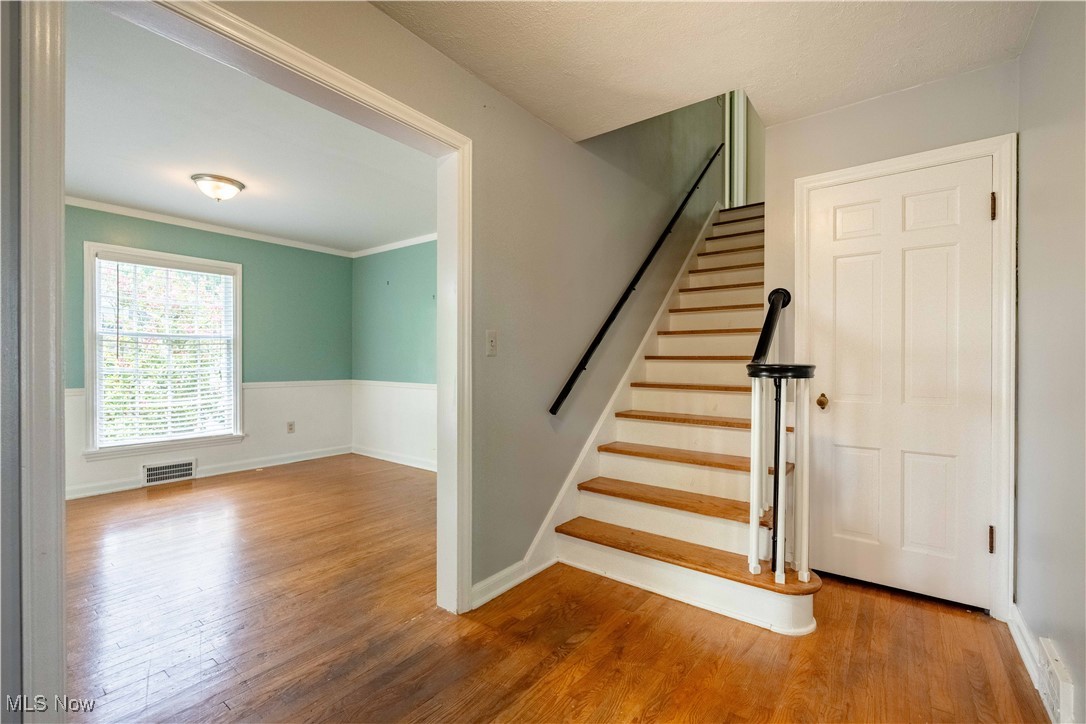 908 Bennington Avenue, Massillon, Ohio image 2
