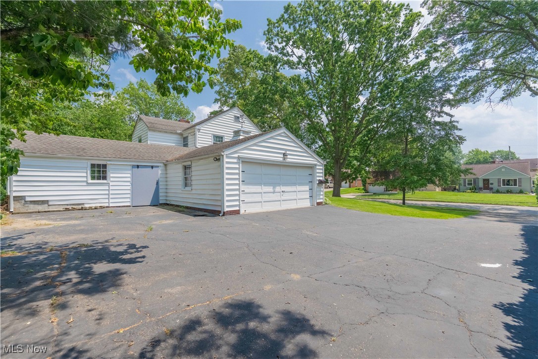 908 Bennington Avenue, Massillon, Ohio image 34