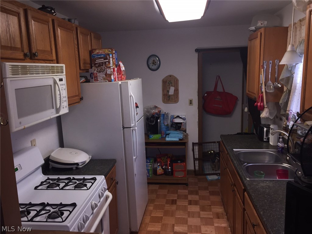 Elinore Park - Residential