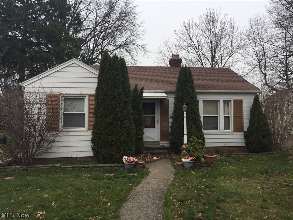 Move right in to this well maintained two bedroom ranch. Spacious living area with fireplace. Open dining room design. Screened-in back porch. Large basement for plenty of storage. Approved Short Sale. All offers responded to within 24 to 48 hours.