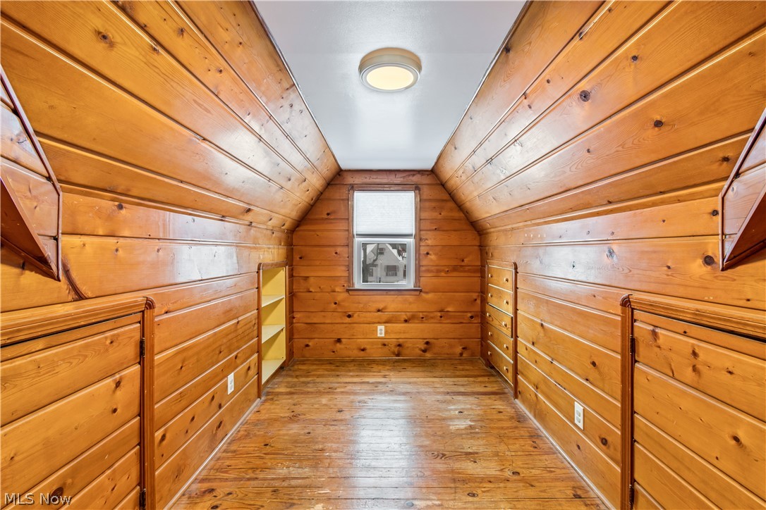 S H Kleinman Realty Cos Briar - Residential