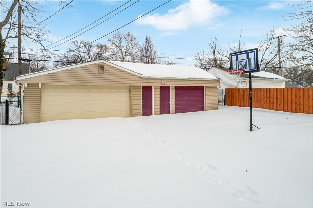 S H Kleinman Realty Cos Briar - Residential