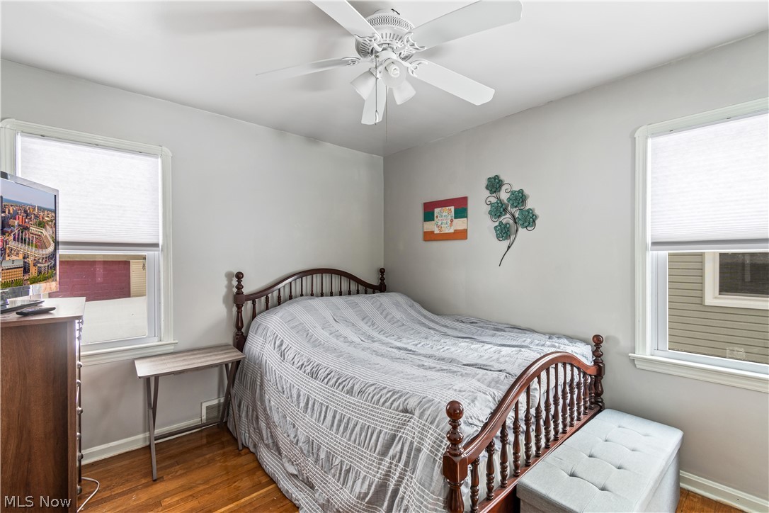 S H Kleinman Realty Cos Briar - Residential