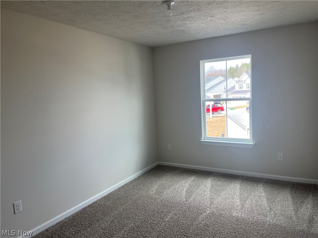 Summit at Forest Lakes - Residential