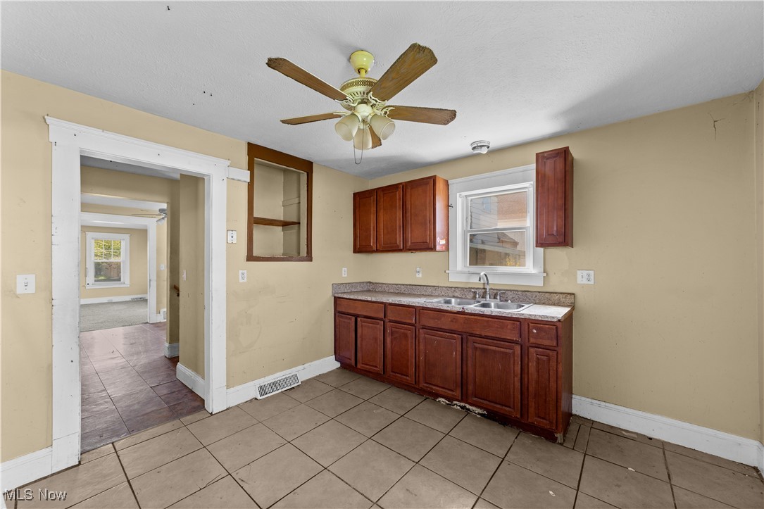 3324 W 119th Street, Cleveland, Ohio image 9