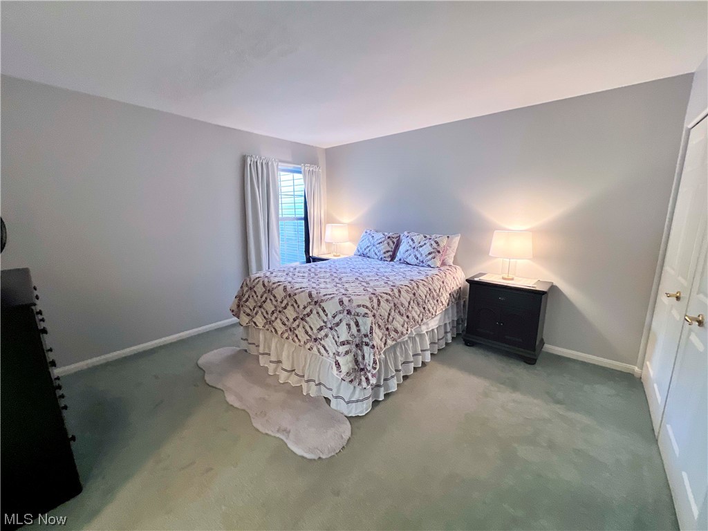 Abington Square Condo - Residential