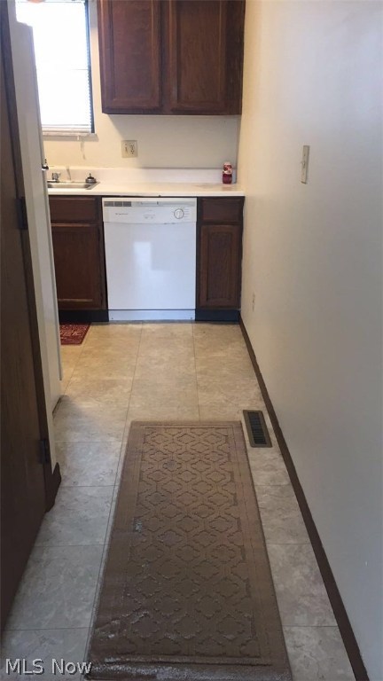 COLONY NORTH WATERSEDGE APT - Residential Lease