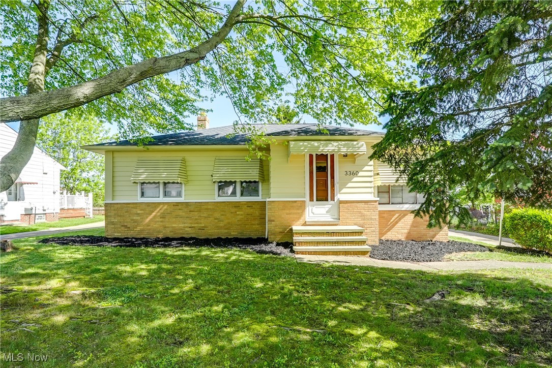 3360 Hilltop Drive, Parma, Ohio image 1