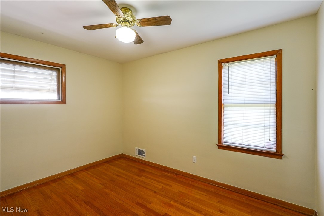 3360 Hilltop Drive, Parma, Ohio image 21