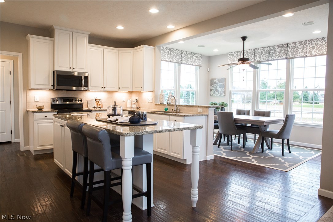 Villas/Bertram Ph 1 Condo - Residential