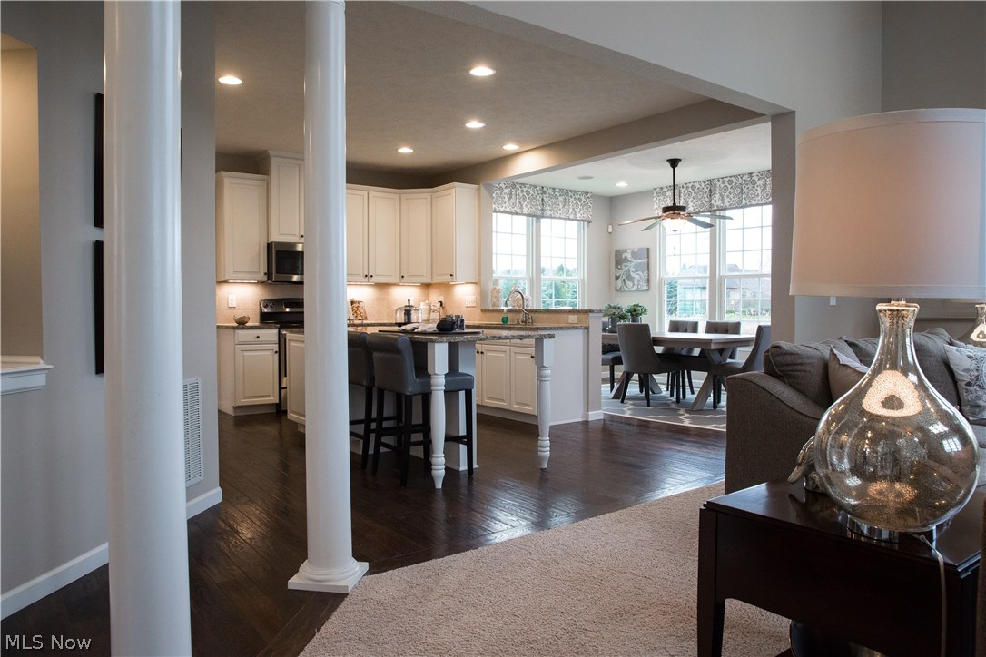 Villas/Bertram Ph 1 Condo - Residential