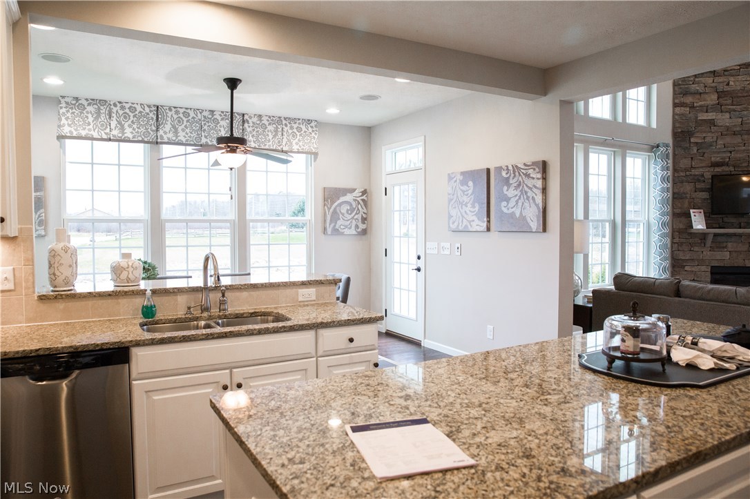 Villas/Bertram Ph 1 Condo - Residential