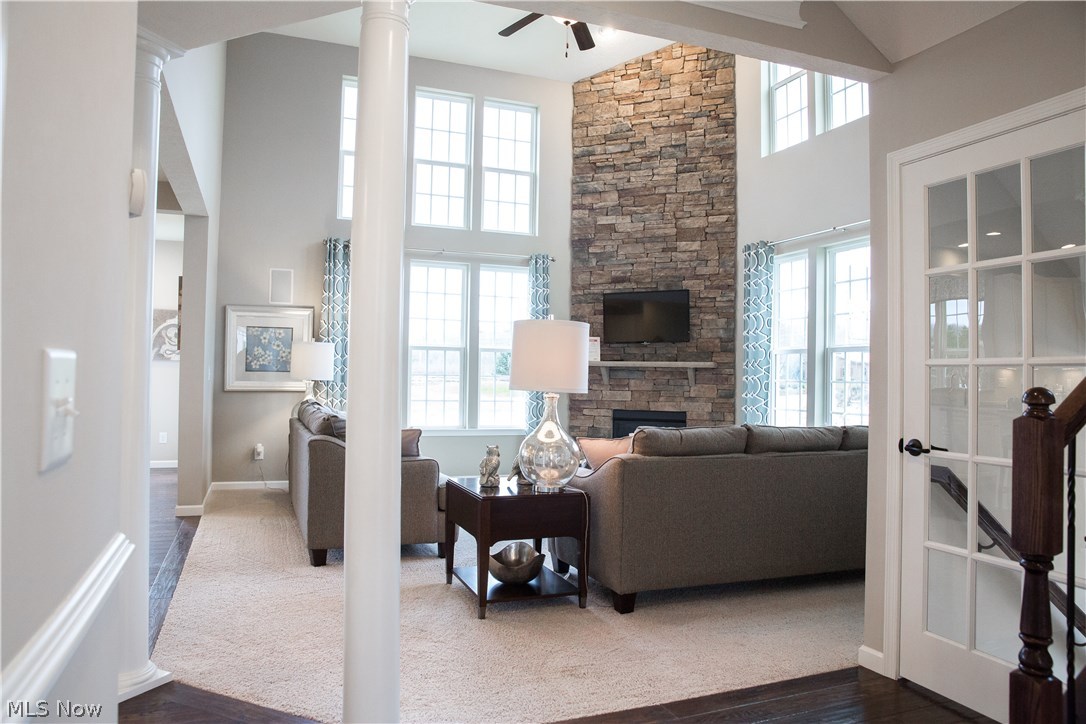 Villas/Bertram Ph 1 Condo - Residential