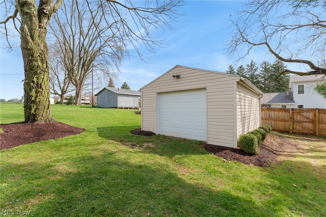 Country Club - Residential