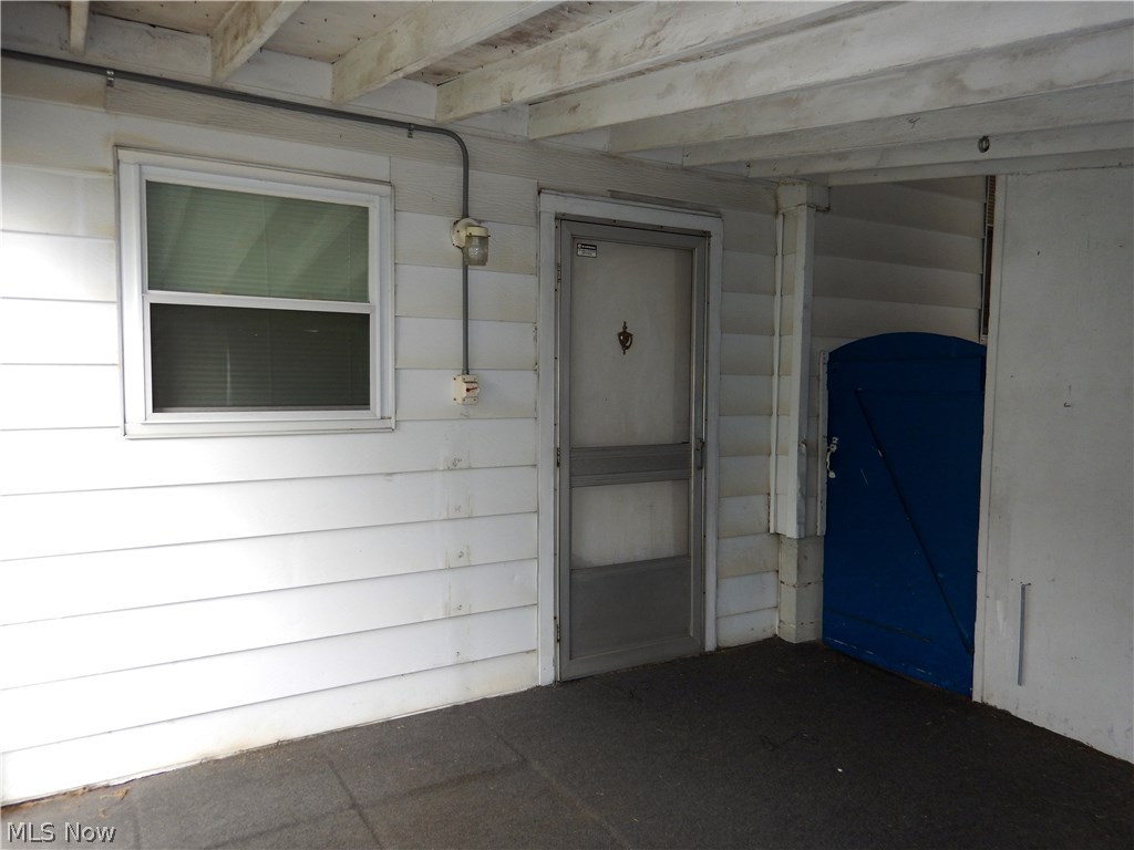 Rr Debussey Neale View Ad - Residential