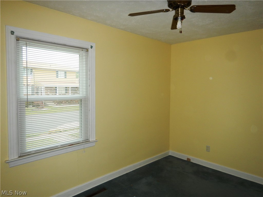 Rr Debussey Neale View Ad - Residential