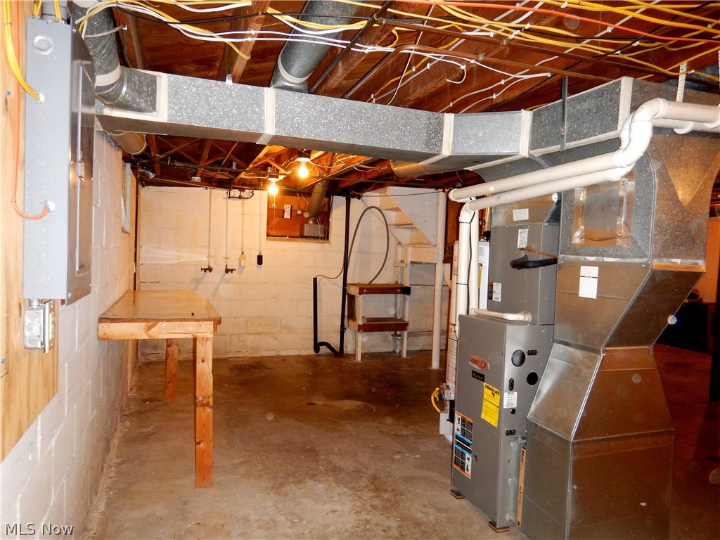 Rr Debussey Neale View Ad - Residential