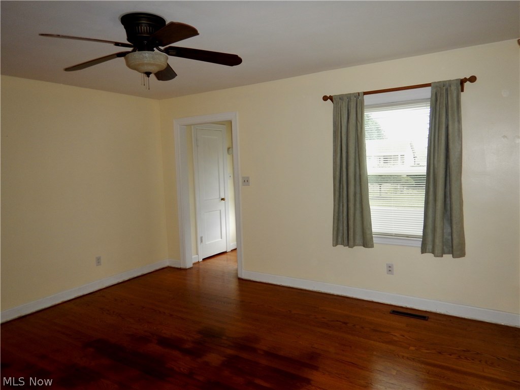 Rr Debussey Neale View Ad - Residential