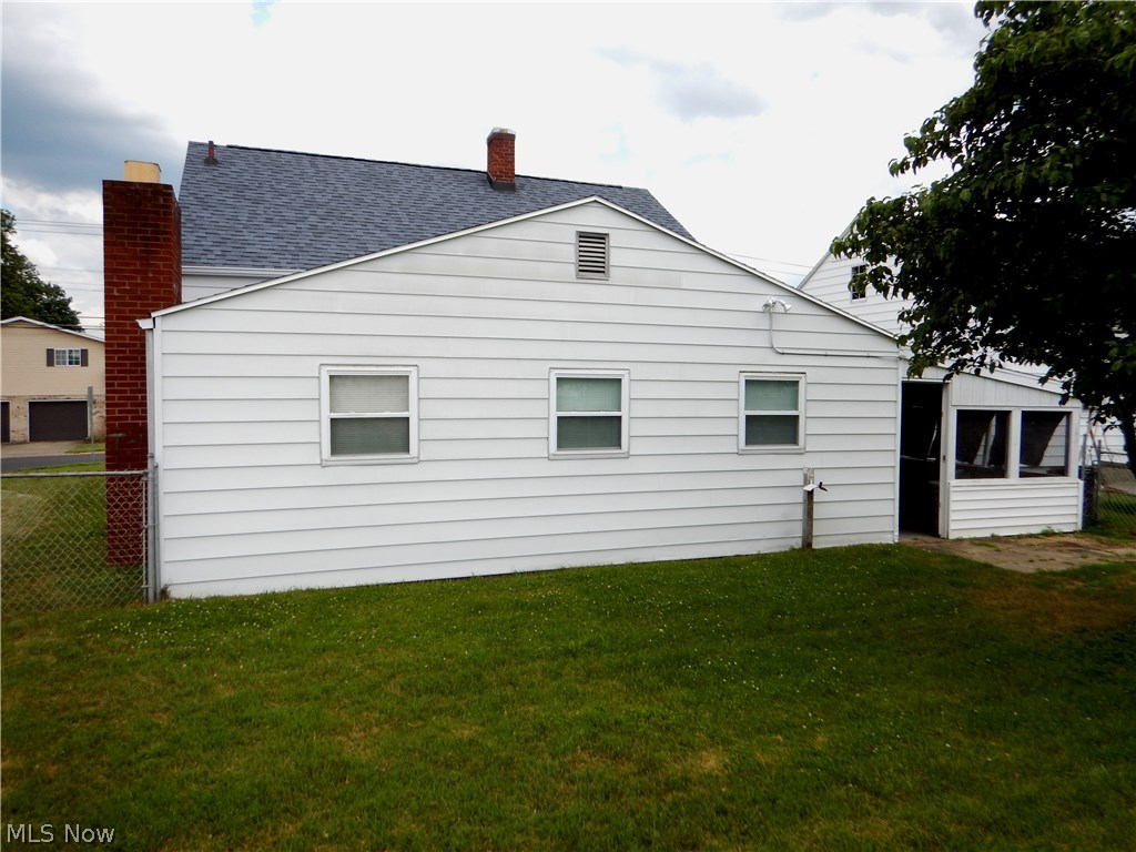 Rr Debussey Neale View Ad - Residential