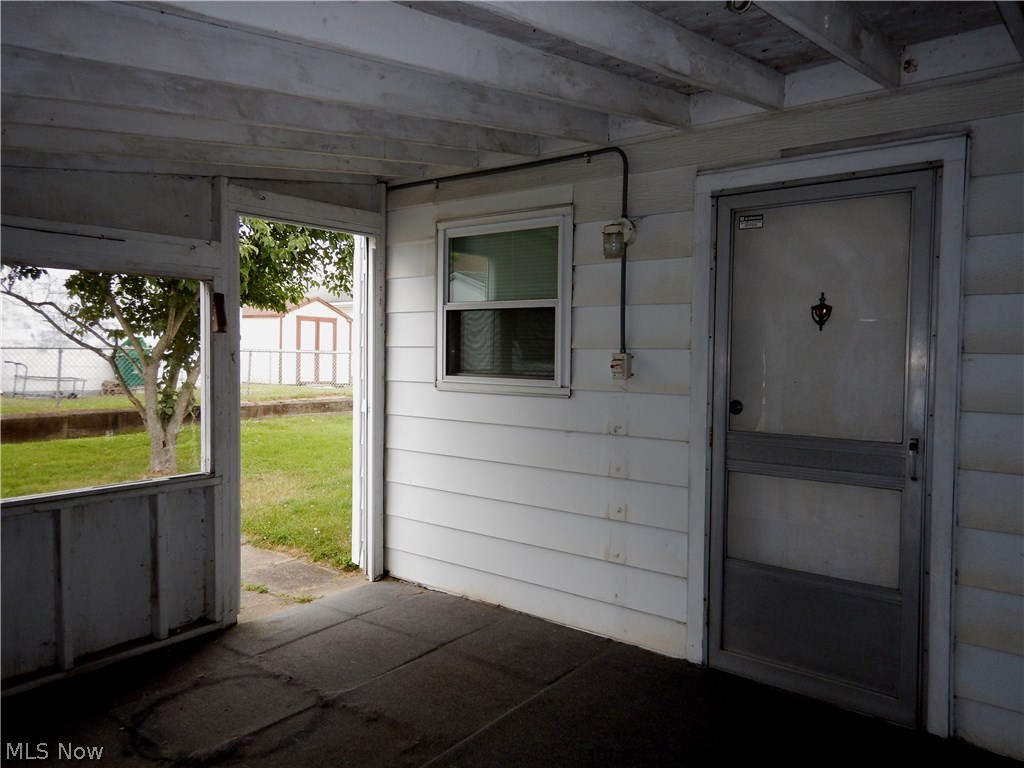 Rr Debussey Neale View Ad - Residential