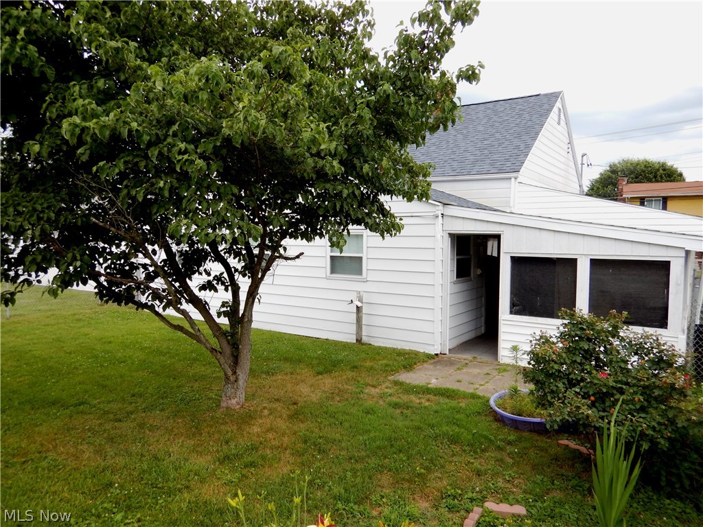 Rr Debussey Neale View Ad - Residential