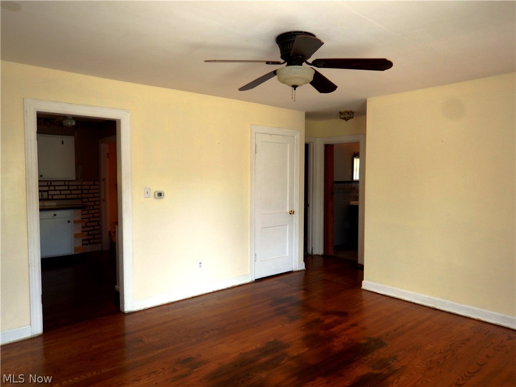 Rr Debussey Neale View Ad - Residential