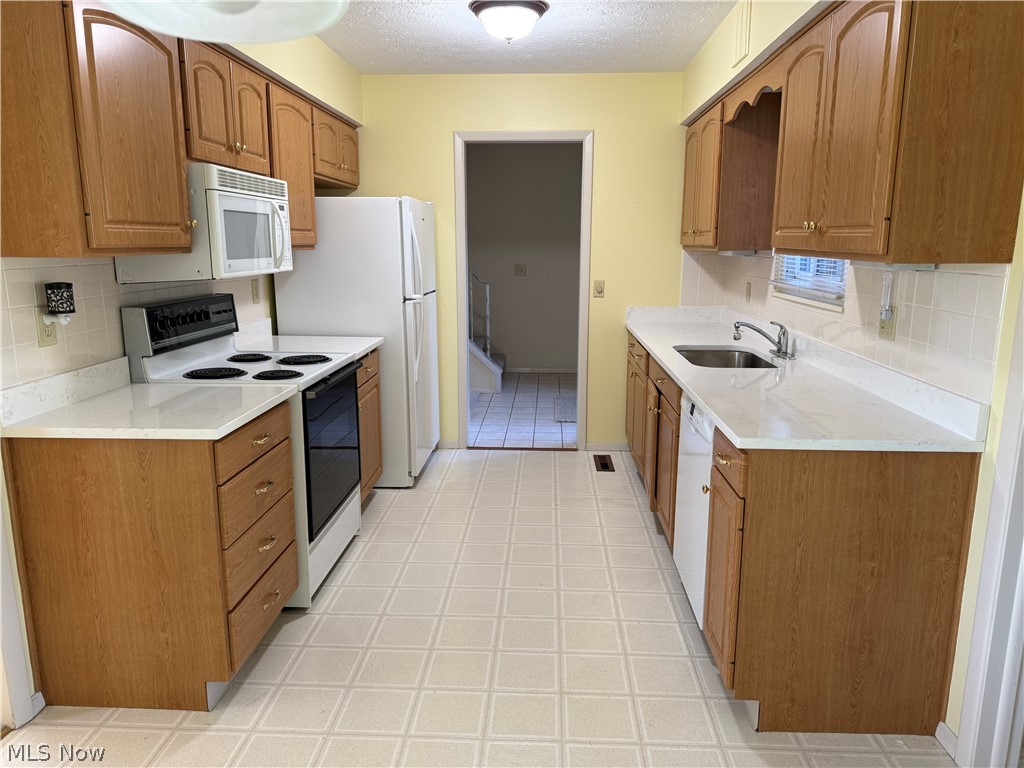 Co-Moor Twnhse Idlewood S Condo - Residential