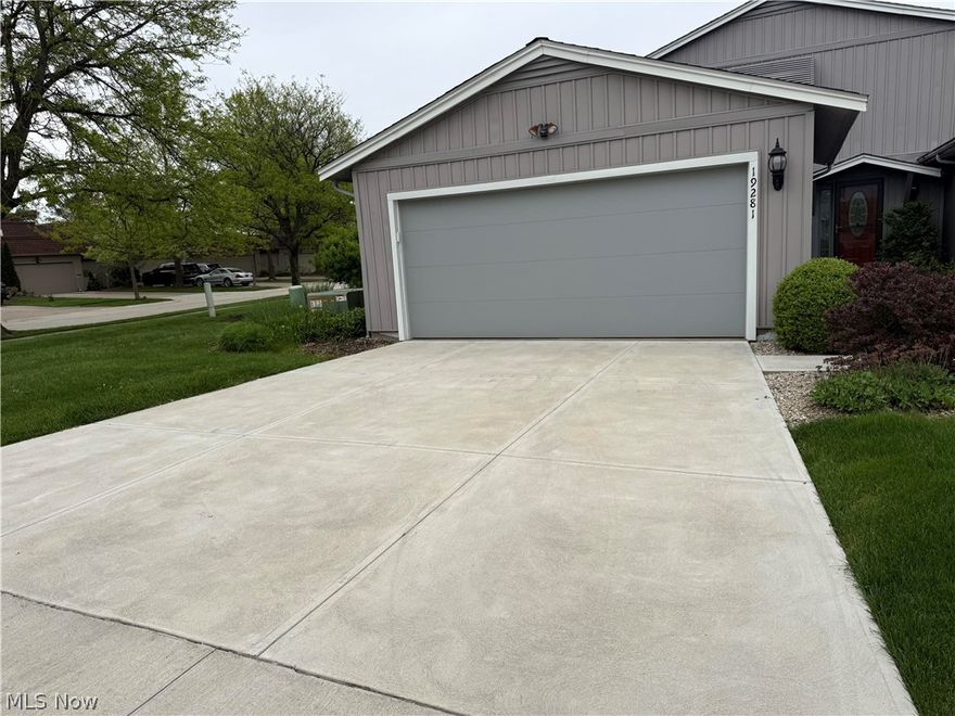 Welcome to this updated beautiful Condominium in the middle of the charming Co-Moor Colony community in Strongsville. The welcoming foyer is very comfortable, at the left, This NEW Quarts counter (May 2026)  in the kitchen looks very elegant, Brand NEW carpet on the second  floor for the bedrooms and the upper foyer.,  newly  fresh driveway.   This beautifully maintained condo is in move-in conditions, nothing you have to do, just move in to your new home and enjoy you morning coffee and relax afternoon in a large, naturally lighted Family room with gas upgraded fire place , or an afternoon barbecue in your private patio. Enjoy the community pavilion and community pool 5 minutes walk from the unit. Very close to the beautiful southpark mall and the excellent shops and every day dining restaurants around. The Master bedroom has it is own full bathroom and walk-in closet makes it a special treat. The eat-in kit and the dinning connected in a way great for gathering family and friends. Quick access to I-71 to downtown cleveland and cleveland Hopkins airports minutes away. Seller provides Home warranty effective 4/20/2026-4/2/2027