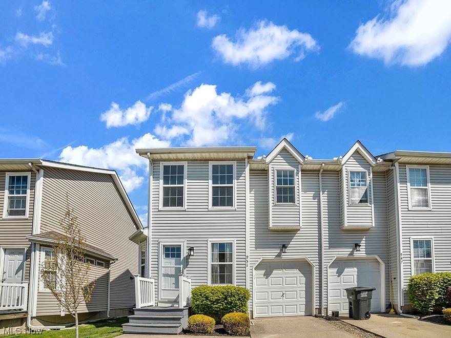 Beautifully Remodelled!  New Paint, New Carpet, New Laminate, New Stainless Steel Appliances.  Spacious Deck off the back.  Extra Finished Space in the Basement.  Come see this one before it's gone.