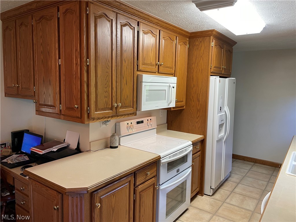 Amherst Knolls - Residential