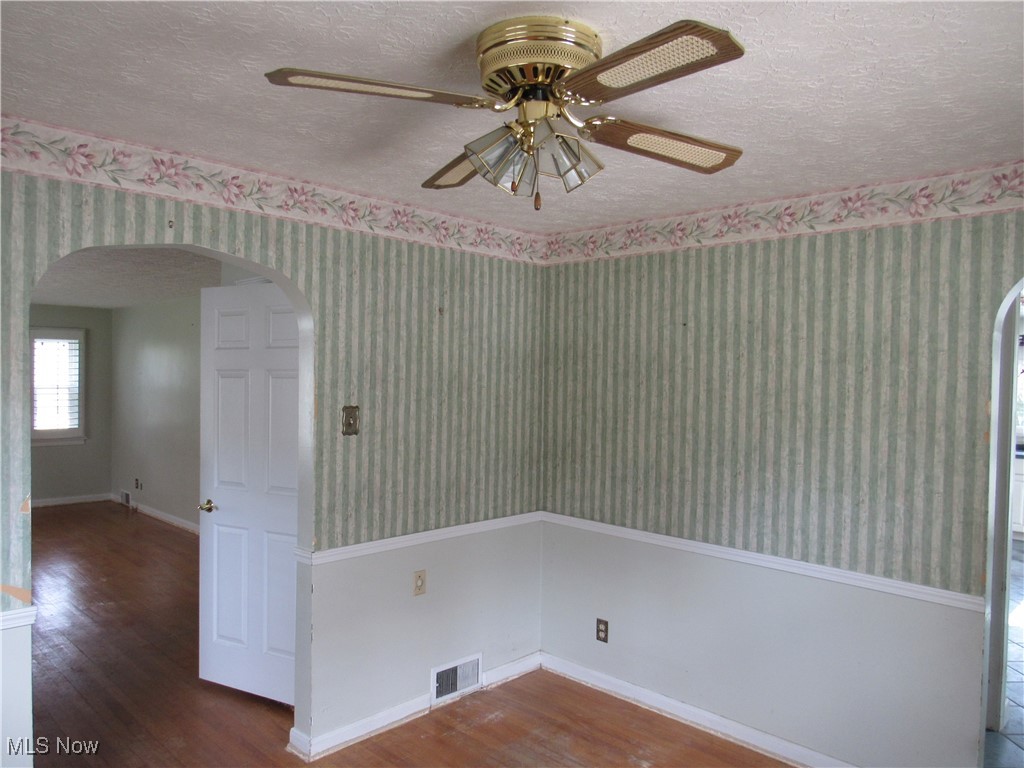 336 Transit Drive, Tallmadge, Ohio image 8