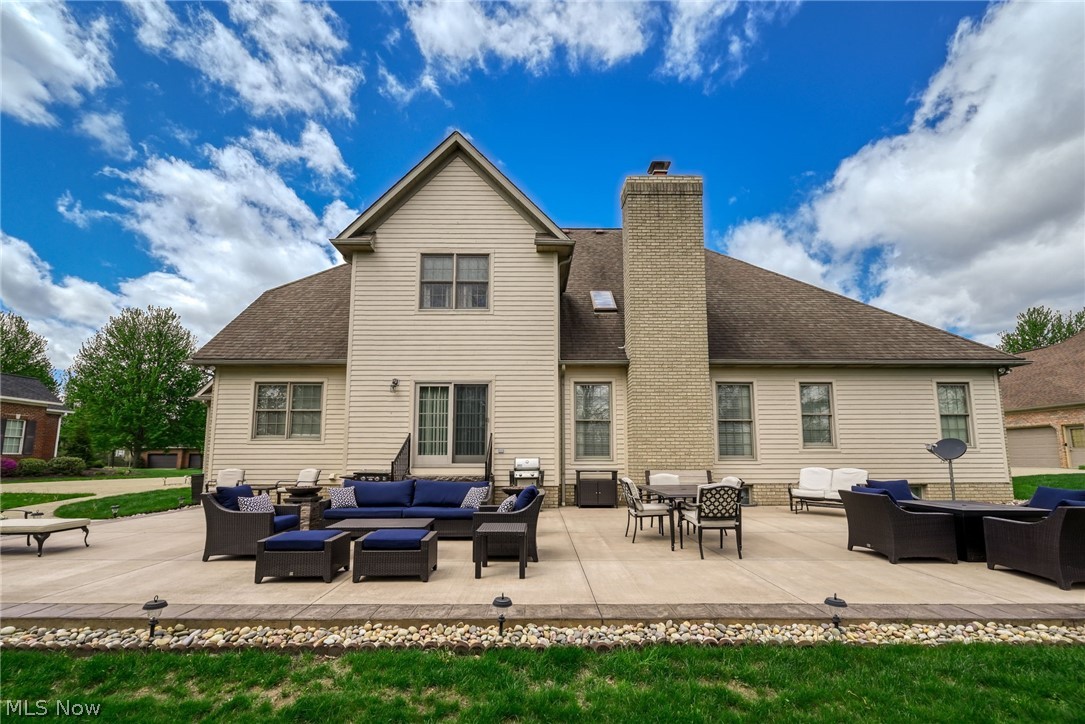 Nobles Pond - Residential