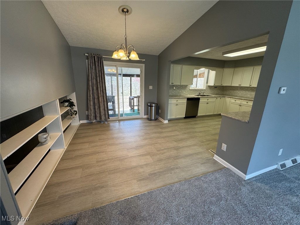 Meadowbrook Lake - Residential Lease