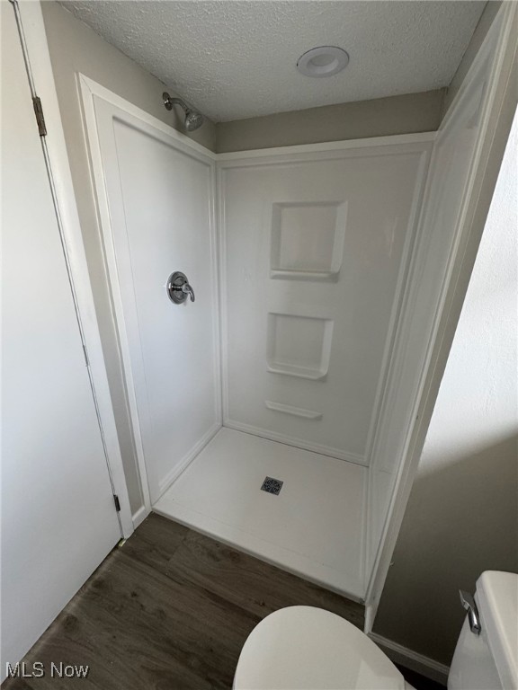 Meadowbrook Lake - Residential Lease