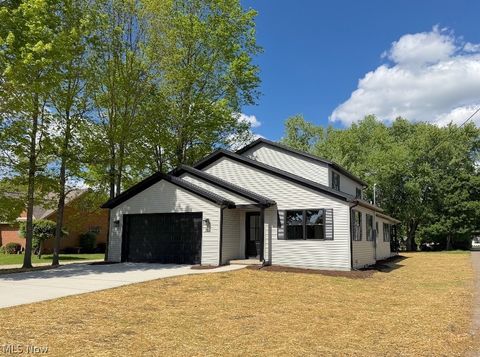315 N Plum Street Gnadenhutten OH 44629
