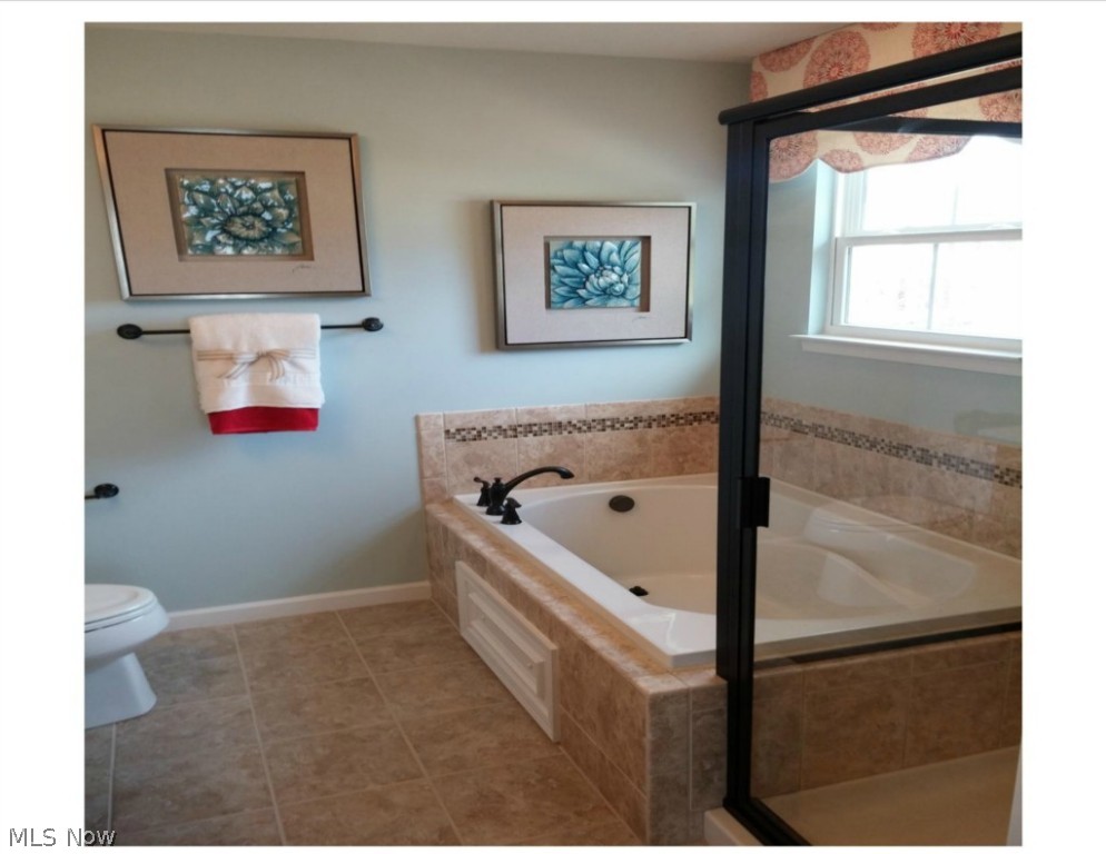 EMERALD ESTATES - Residential