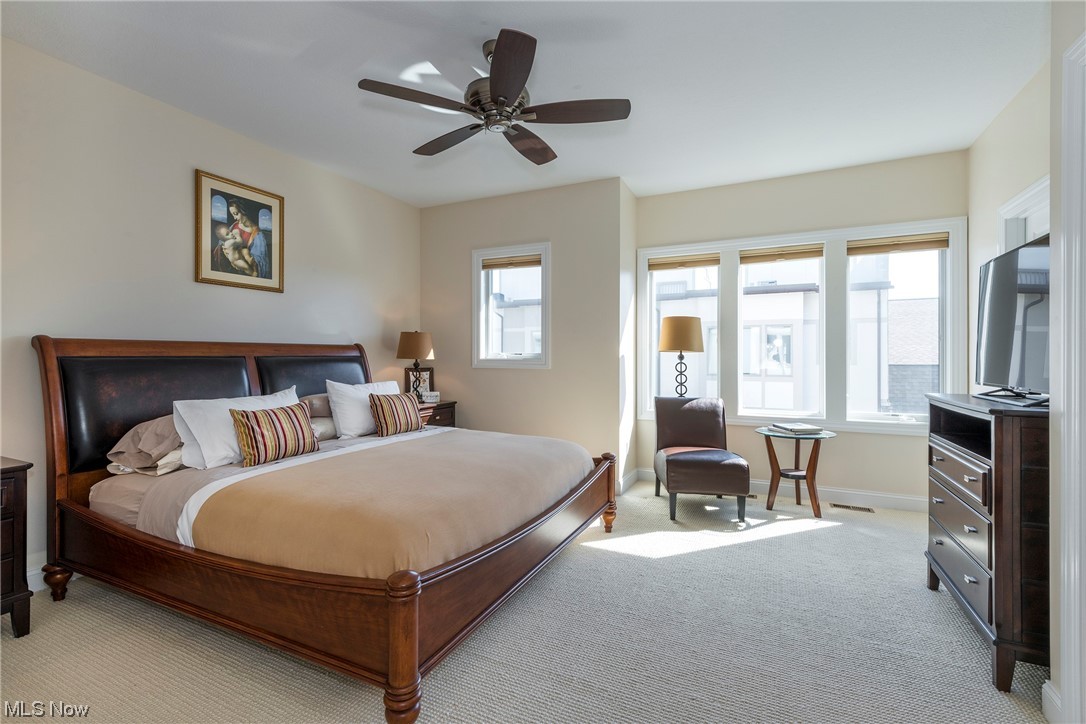 Crocker Park Condos Ph Xv - Residential