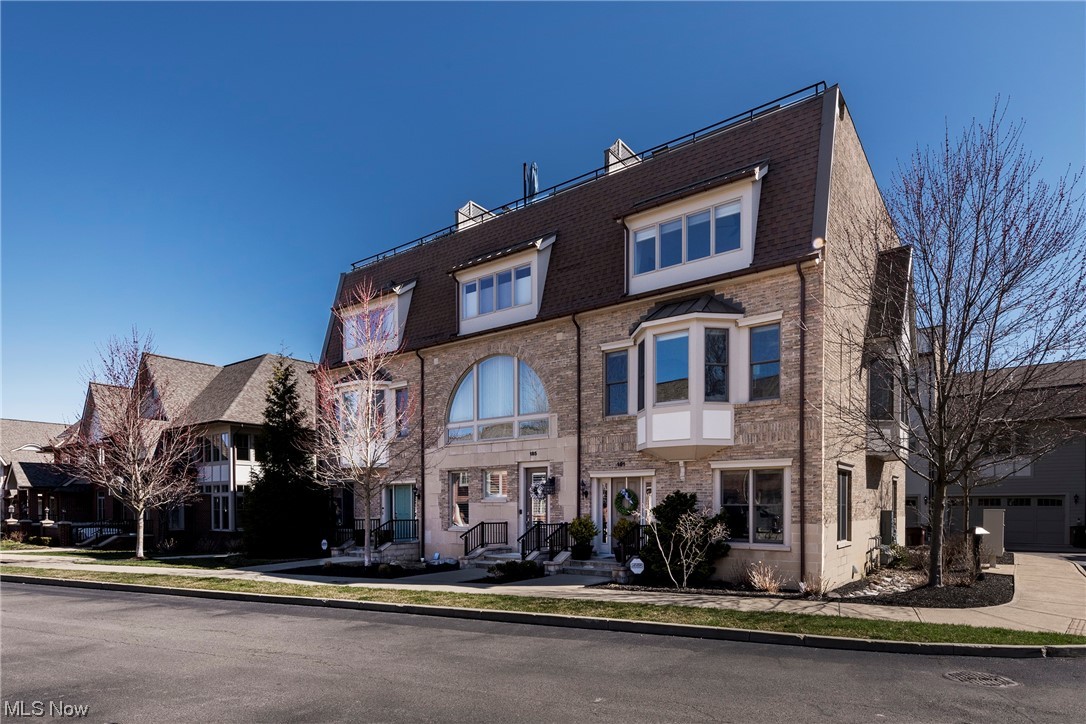 Crocker Park Condos Ph Xv - Residential