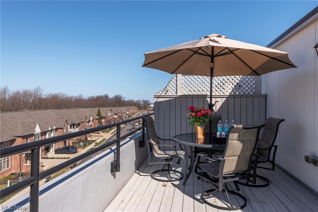 Crocker Park Condos Ph Xv - Residential