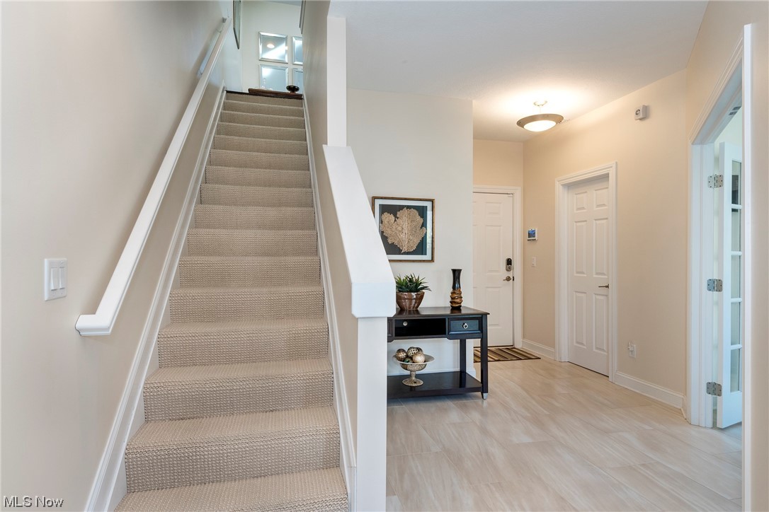 Crocker Park Condos Ph Xv - Residential